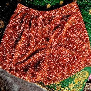 H&M rust orange speckled shorts